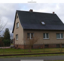 Wohnhaus mit viel Nebengelass ausbaufähig auf 2500 qm Grundstück - Guben