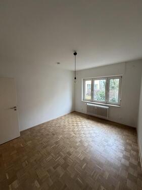 Foto - 2 Zimmer Erdgeschoßwohnung zur Miete in Frankfurt am Main