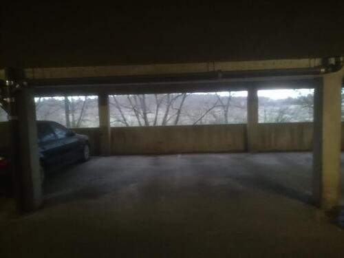 Foto - überdachter Stellplatz im Parkhaus St. Johann 1a, 91056 Erlangen