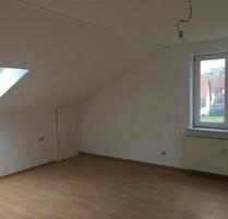 3-Zimmer Dachgeschoss Wohnung - 800,00&nbsp;EUR Kaltmiete, ca.&nbsp; 75,00&nbsp;m&sup2; in Bisingen (PLZ: 72406)