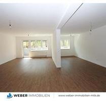 Kernsanierte 5 ZKB, schick und modern ausgestattet mit Balkon und TGL-Bad - Hofheim am Taunus