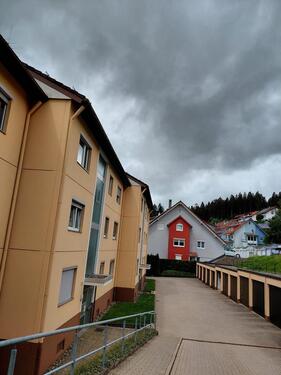 Foto - Sonnige, modernisierte Eigentumswohnung mit Balkon und Garage