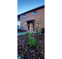 Komplett sanierte Haushälfte mit Gartenanteil - Wesendorf