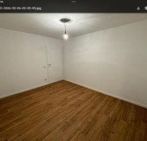 Sehr schönes großes 25 qm WG-Zi. Top-Lage v. Erlangen