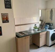 2 Zimmer Wohnung möbeliert+ Einbauküche - Schweinfurt Gartenstadt