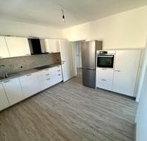 Moderne 4-Zimmer Wohnung mit Bad und Küche NEU - Pohlheim