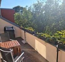 schöne 108QM 4 Zimmer Wohnung mit Terrasse, Stellplätzen, Keller - Berlin Reinickendorf