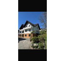 Attraktive 3 Zimmerwohnung mit Balkon in gepflegter Liegenschaft - Hilchenbach