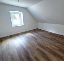 Frisch saniertes Einfamilienhaus mit Garten - Birkenfeld