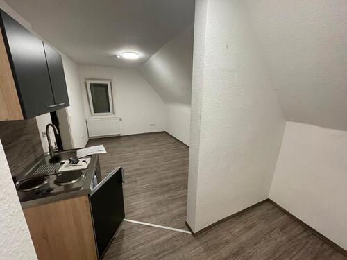 Foto - 40qm 2-Zimmer direkt am Bahnhof inkl. Strom, Gas, Internet