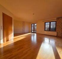 Schöne helle 2 ZKB Wohnung mit Terrasse in Bad Hersfeld Ideal für Paare und Single