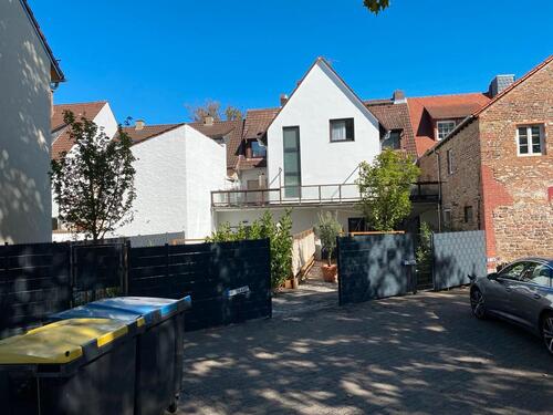 Foto - Provisionsfrei - Mehrfamilienhaus in Neu-Isenburger Altstadt