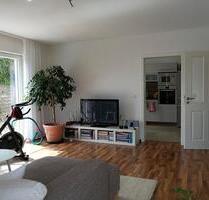 + Exklusive 3 ZKB Wohnung 77m² + großer Balkon + Garage + Carport - Dingolfing