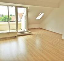 Helle 2-Zi-Dachgeschosswhg. in Gräfenberg