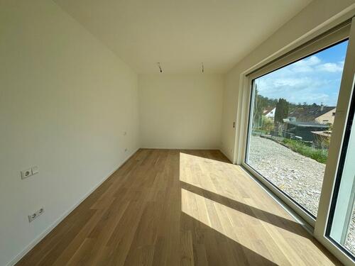 Foto - Helle 4-Zimmer-Wohnung mit Terrasse und exklusiver Gartennutzung