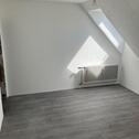 Foto - Moderne 2-Zimmer-DG-Wohnung mit neuer EBK & Stellplatz