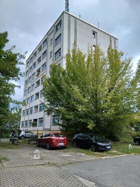 Foto - Bezugsfreie 2 Zi. WG. MIT BALKON, AUFZUG,KELLER UND STELLPLATZ -