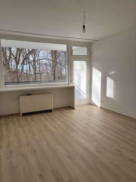 Foto - Frisch renovierte 2-Zimmer Wohnung mit Balkon[VAC-18930]