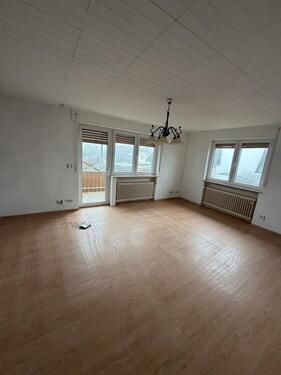 Foto - 3 Zimmer Wohnung 83 qm2 - 1.050,00 EUR Kaltmiete, ca.  83,00 m²