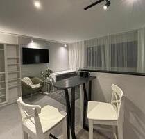 Vollmöbliertes Studio, perfekt für vorübergehende Nutzung - Linkenheim-Hochstetten Vollmöbliertes Studio, perfekt für vorübergehende Nutzung - Linkenheim-Hochstetten