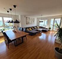 Helle 4 Zimmer-Wohnung mit Balkon und Garage - Lauffen am Neckar