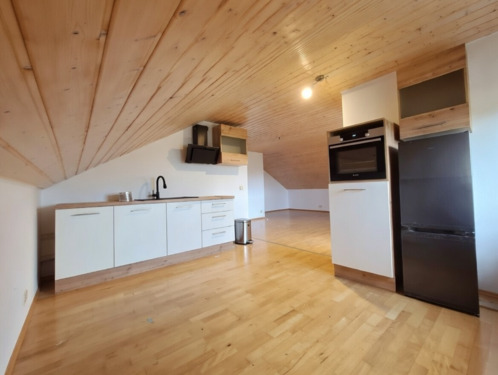 Foto - 3.5 Zimmer Dachgeschoßwohnung zur Miete in Gundelsheim