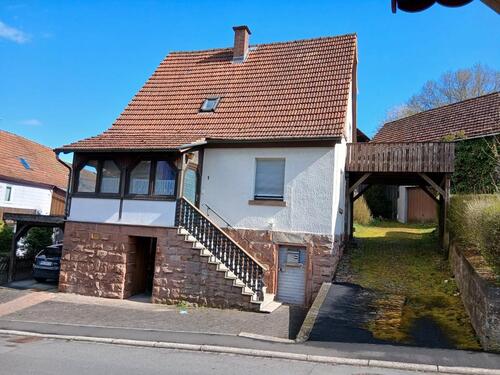 Foto - Einfamilienhaus mit Scheune - 105.000,00&nbsp;EUR Kaufpreis, ca.&nbsp; 100,00&nbsp;m&sup2;