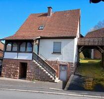 Einfamilienhaus mit Scheune - 105.000,00&nbsp;EUR Kaufpreis, ca.&nbsp; 100,00&nbsp;m&sup2; in Sinntal (PLZ: 36391)