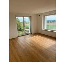 Kernsanierte 2-Zimmer-Wohnung mit Balkon in Wurmannsquick