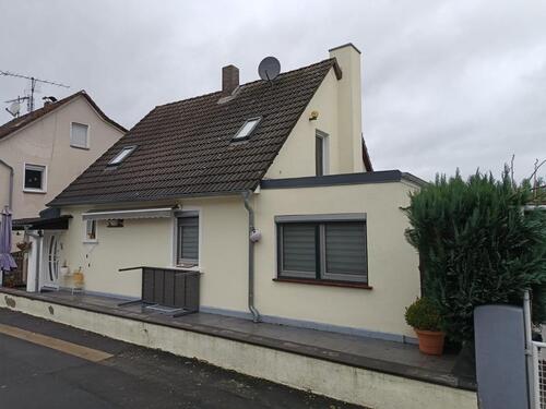 Foto - Zu Vermieten: Freistehendes Einfamilienhaus mit großem Garten