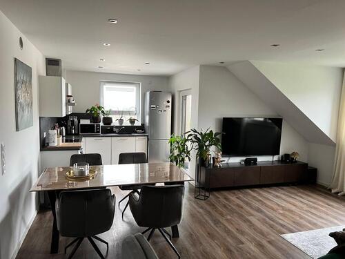 Foto - Barrierefreie Wohnung im 2. OG mit 84 qm ab 01.11.25 zu vermieten