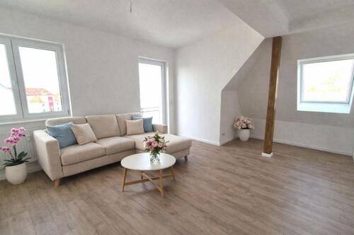 Foto - Erstbezug! Große 66 m², 2-Zi, 2xBalkon, Keller, 3.OG