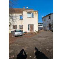 Schnäppchen in Wurzen, 2Fam.Haus mit Gewerbehallen - Lanitz-Hassel-Tal