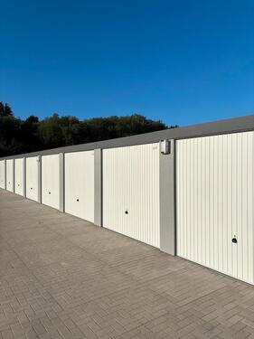 Foto - Neubau-Garage in Greifswald mit Strom und Licht
