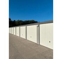 Neubau-Garage in Greifswald mit Strom und Licht