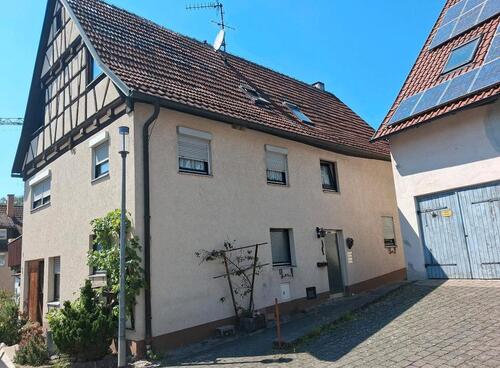 Foto - Zweifamilienhaus - 310.000,00&nbsp;EUR Kaufpreis, ca.&nbsp; 210,00&nbsp;m&sup2;
