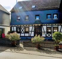 Landidylle Hunsrück: Fachwerkjuwel mit Ferienwohnpotenzial - Beltheim