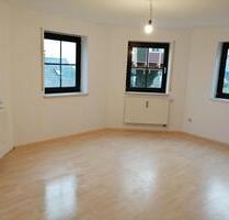 Helle 4-Zimmer-Wohnung (122 m²) – optional möbliert - Gädheim