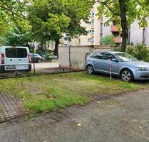 Biete PKW-Stellpatz auf verschlossenem Hof, Alt-Reinickendorf 30b - Berlin