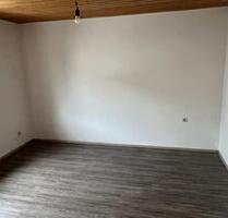 Zwei Zimmer, eine Küche mit Bad in Garbenheim - Wetzlar Hauserberg