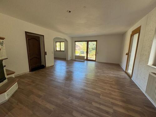Foto - Großzügige, frisch renovierte 6-Zimmer-Wohnung in Nordrach – idea