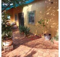 GROSSES GRUNDSTÜCK MIT SCHÖNEM HAUS in ITA PARAGUAY - Berlin Tempelhof-Schöneberg