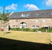 3-Zi. ca. 98qm Wohnung mit Terrasse u. Stellplatz in ruhiger Lage - Köln Chorweiler