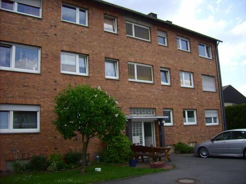 Foto - 3,5 Zimmer Wohnung in 6 Famiienhaus zu vermieten