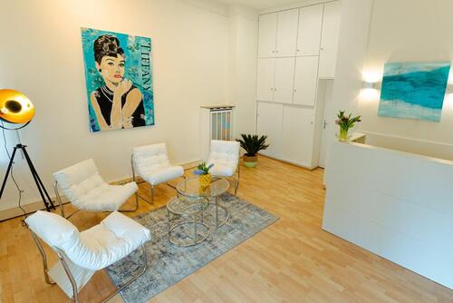 Foto - Praxis Institut Coaching möbliert