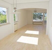 2.5-Zimmer-Wohnung mit großem Balkon - Stuttgart Stuttgart-Ost