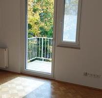 Zwei Zimmer Wohung im Westend mit Südbalkon, hell und ruhig - Frankfurt am Main Bockenheim