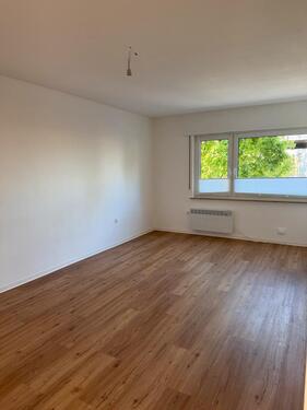 Foto - 2-Zi. Wohnung mit Balkon & EBK – möbliert, ab Mitte Mai
