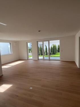 Foto - Helle 3-Zimmer-Wohnung mit schönem Garten