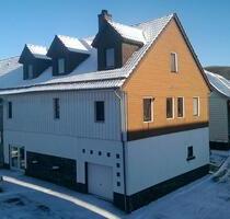 MückeO.-Ohmen, 104m², 4ZKB mit Wanne, Kaminofen und Balkon